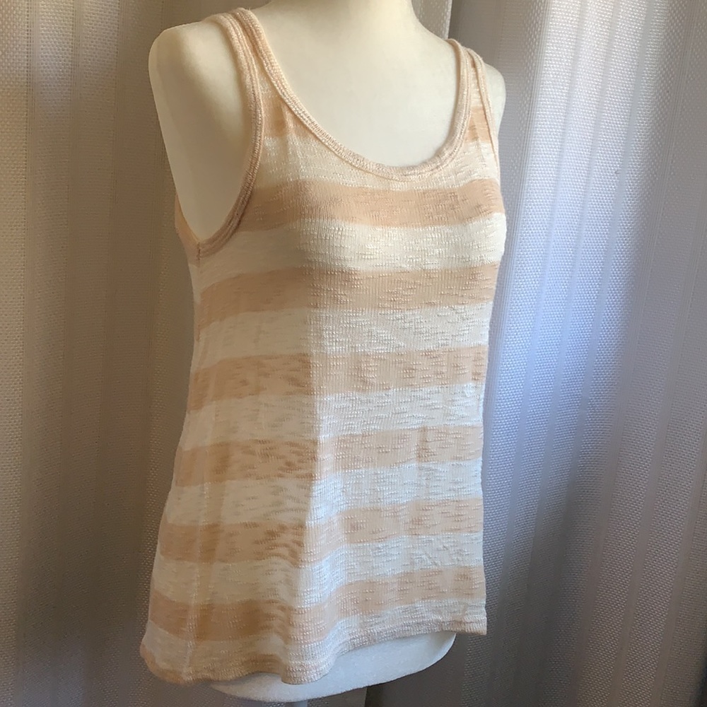 NWT top